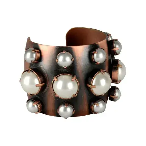 Pearl-studded cuff