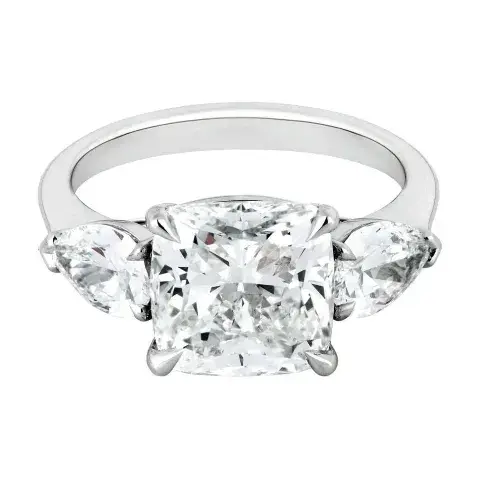 Three-stone ring